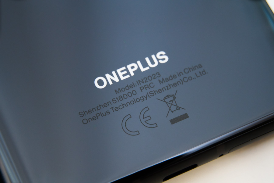 「1H限定」OnePlus 8 Pro [12GB/256GB]  BK