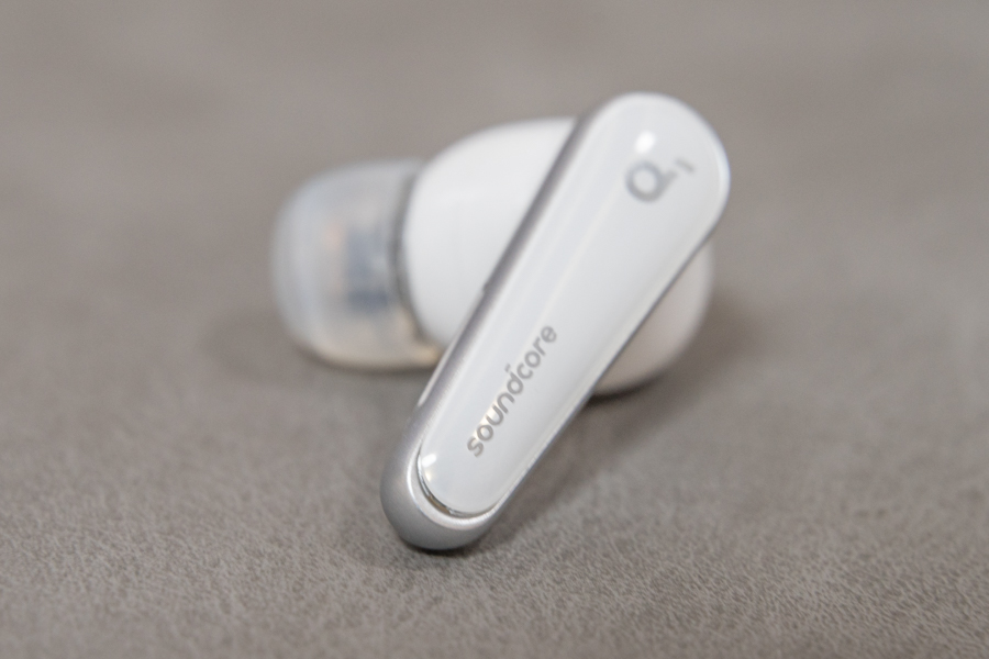 Anker Soundcore Liberty 4 ホワイト-